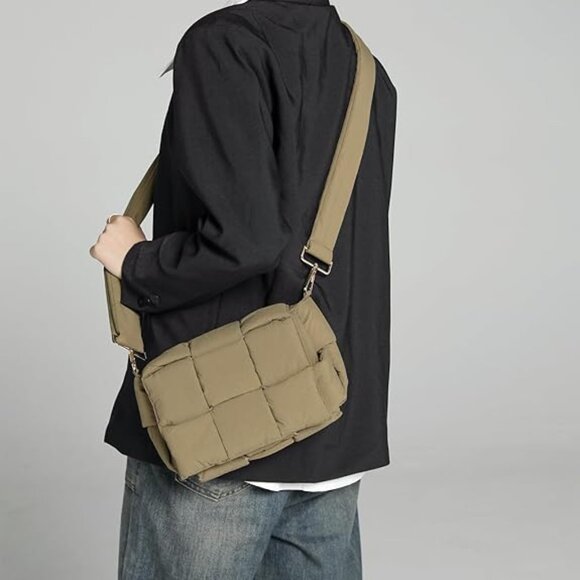 Neiman Marcus Woven Quilted Olive Green Crossbody Purse - Picture 1 of 4